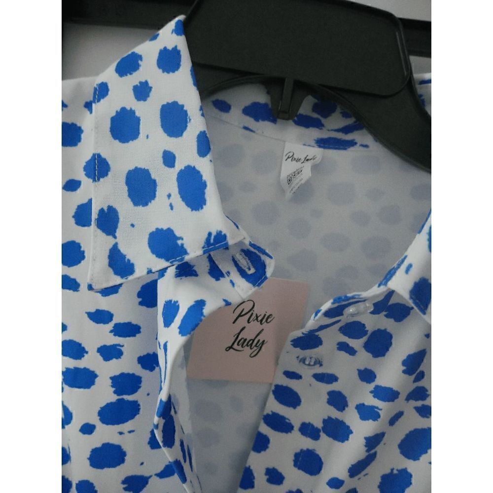 PixieLady White & Blue Abstract Cap-Sleeve Button-Up - Picture 3 of 9